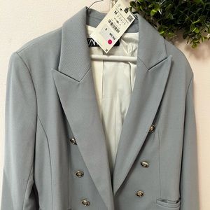 Chick light blue blazer from Zara